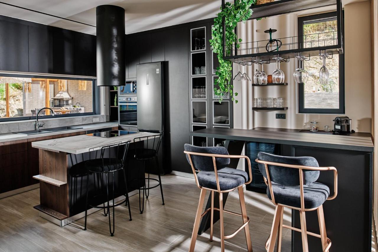 Althea Lavish Estate - Villa & Suite Закинтос Екстериор снимка