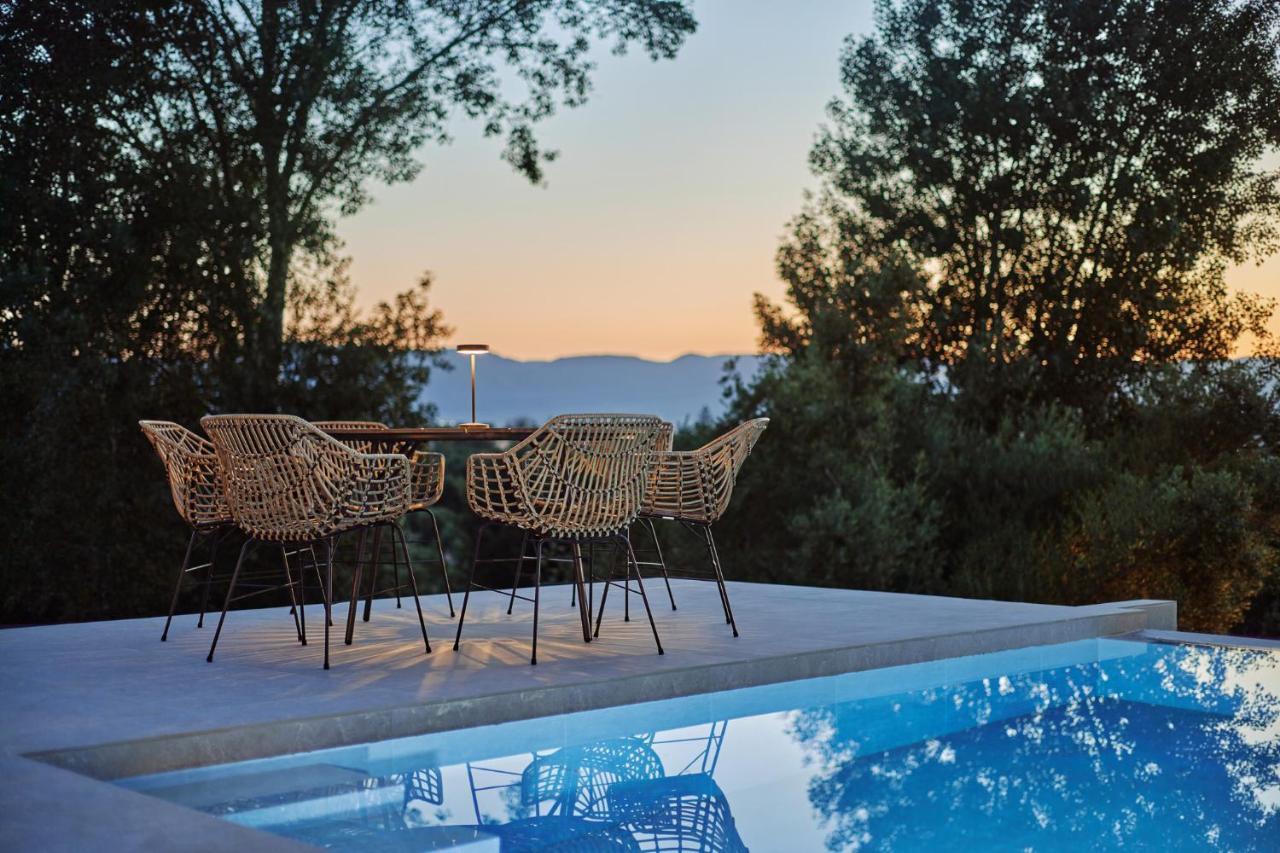 Althea Lavish Estate - Villa & Suite Закинтос Екстериор снимка